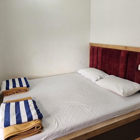 Red Stone Resort Alibag Bagian luar foto